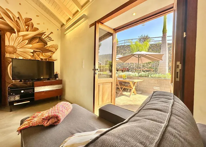 Oscar Burchard 펜션 라오로타바