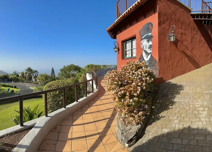 Oscar Burchard * 拉奥罗塔瓦